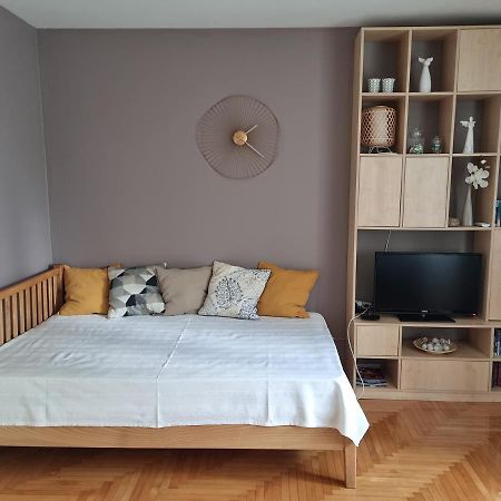 Stan Na Dan "Irina" Banja Luka Apartman Kültér fotó